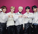 파우, ‘Valentine’ 무대→남창희와 자체 콘텐츠까지…한 달간 활동 마무리