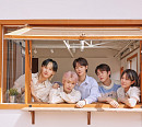 어센트, 첫 번째 싱글 앨범 'Expecting Tomorrow' 발매