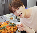 김재중, 쫄면 닭갈비 레시피 공개(ft. JJ맛가루)