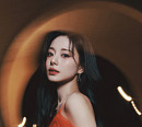 트와이스 쯔위, 미니 1집 콘셉트 포토 속 강렬 고혹美
