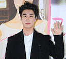 래퍼 산이, 행인과 '쌍방폭행' 혐의 아버지와 입건…사과문 발표 "피해자에게 용서 구한다"