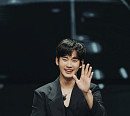 김수현, 글로벌 열일 행보→영향력 증명…2025년 디즈니플러스 '넉오프' 공개