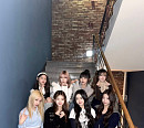 유니스, 팬클럽 에버애프터와 영화관 데이트