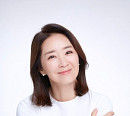 윤유선, 에스더블유엠피 전속계약 "최선 다해 지원"