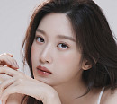 문가영 산문집 '파타', 출간 1주년 기념 리커버판 출시…대만ㆍ인도네시아서 출간