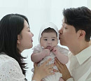 ‘슈퍼맨이 돌아왔다’ 박수홍♥김다예 딸 재이와 함께 아기 사진관 방문…스튜디오 촬영에 천사 미소 폭발
