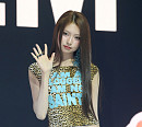 '키키' 하음, SBS '인기가요' 스페셜 MC