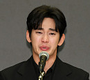 김수현, 故김새론 유족 등 고소…120억 손해배상 청구
