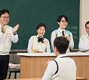 '아는 형님' 강수진·이선·안지환·남도형 성우 출격…나이·성별 초월 웃음 제조기