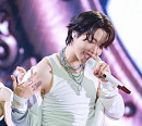 제이홉, 日 교세라 돔서 8만 관객과 호흡…월드투어 해외 일정 마무리
