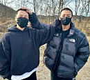 BTS 지민·정국, 전역 D-day…완전체까지 1명 남았다