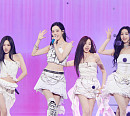 [온 더 스테이지] 에스파 콘서트, '쇠 맛'의 진화