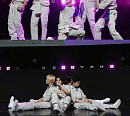 파우, 서울 콘서트 성황리 개최…팬송 'Love Again' 발매