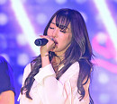 [BZ포토] '솔로' 티파니, 눈을 감고 농염하게 열창