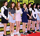 [BZ포토] CLC, 영화관 나들이에 신난 소녀들