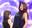 [BZ포토] AOA 찬미-설현, 꽃미모 크로스