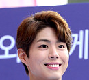 [BZ포토] 박보검, 모성본능 일으키는 토끼 미소