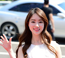 [BZ포토] 양정원, 필라테스 여신의 상큼 손인사