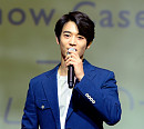 [BZ포토] 샤이니 민호, 큐시트 거꾸로 든 초보 MC