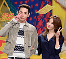 [BZ포토] 이수혁-이청아, 장난꾸러기 브이 요정