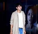 [BZ포토] 임슬옹, 트렌치코트로 멋냈어요