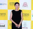 [BZ포토] 문소리, 곧게 뻗은 각선미