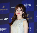 [BZ포토] 한효주, 레드카펫 뒤집어 놓은 완벽한 미모