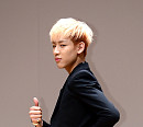 [BZ포토] 갓세븐 뱀뱀, 내 뒤태 최고!