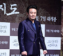 [BZ포토] 김인권, 멋드러진 네이비 수트
