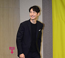 [BZ포토] 이제훈, 싱글벙글 미남