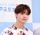 [BZ포토] 안재현, 아내에게 보내는 하트