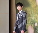 [BZ포토] B1A4 진영, 훈훈한 꽃선비