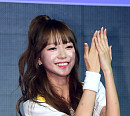 [BZ포토] 아이비아이 김소희, 男心을 똑똑 두드려~