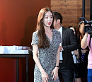 [BZ포토] 정려원 등장에 가로수길이 들썩!