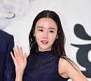 [BZ포토] 황우슬혜, 조명 필요없는 광채 이마