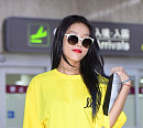 [BZ포토] 원더걸스 유빈, 공항 밝히는 프리티 랩스타