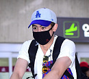 [BZ포토] 2PM 닉쿤, 태국왕자도 면세 쇼핑 즐겨요~