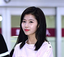 [BZ포토] 트와이스 사나, 흑발 변신