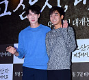 [BZ포토] 유연석-손호준, 절친의 영화관 나들이