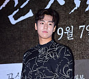 [BZ포토] 이현우, 나른한 눈빛