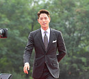 [BZ포토] 홍종현, 모델 출신다운 8등신 비율
