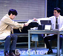 [BZ포토] 김선호-김준원, 적에서 동지로
