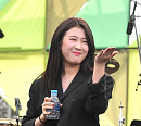 [BZ포토] 백예린, 아쉬움에 손키스 연발