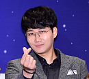 [BZ포토] 이용진, 아이돌 포즈도 척척!
