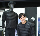[BZ포토] 김동준, 마네킹보다 낫죠?