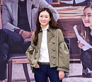 [BZ포토] 최지우, 롱다리 강조하는 포즈