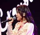 [BZ포토] 크레용팝 초아, 노래에 젖어