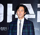 [BZ포토] 이정재, '절친' 정우성 응원하러 온 의리남