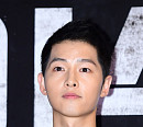[BZ포토] 송중기, 까까머리도 해냅니다