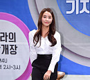 [BZ포토] 정유미, 계단에서 삐끗